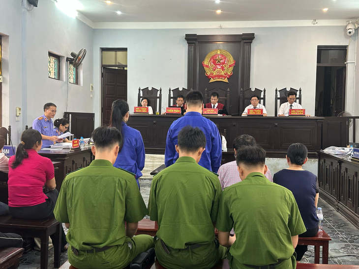 Lừa đảo - Ảnh 1.