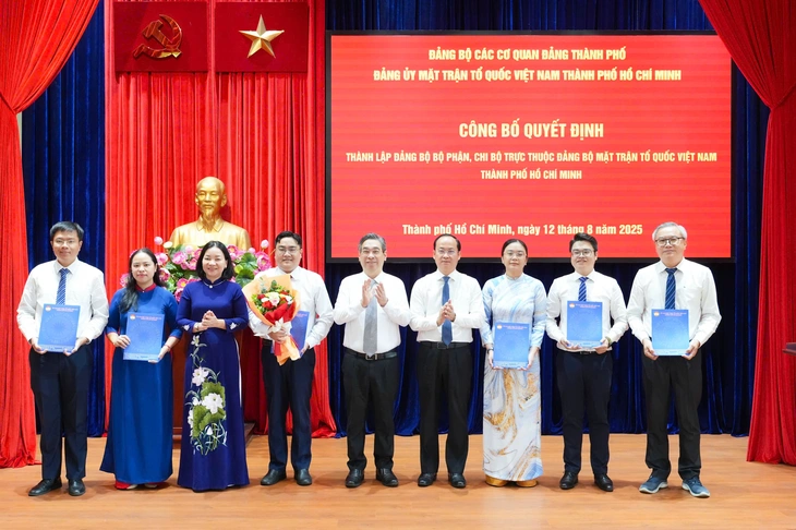Bà Trương Thị Bích Hạnh làm Bí thư Đảng bộ Mặt trận Tổ quốc Việt Nam TP.HCM - Ảnh 7.