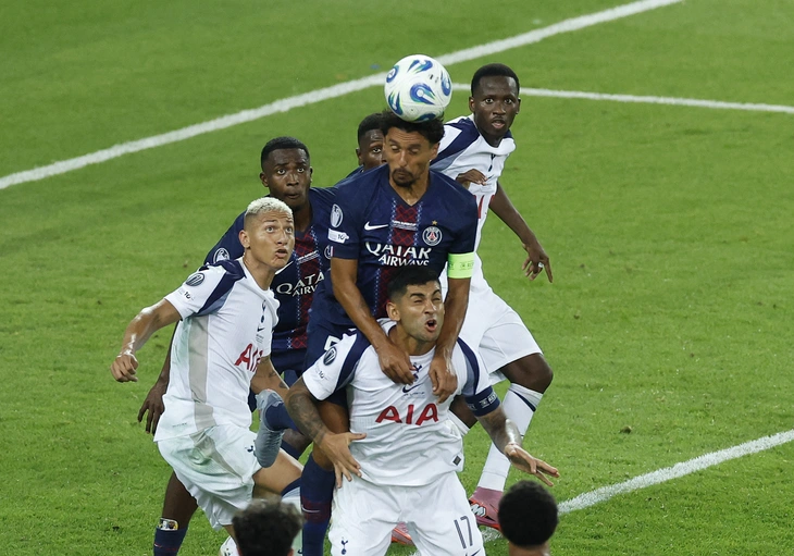 PSG đoạt Siêu cúp châu Âu sau khi 'chấp' Tottenham 2 bàn - Ảnh 3.