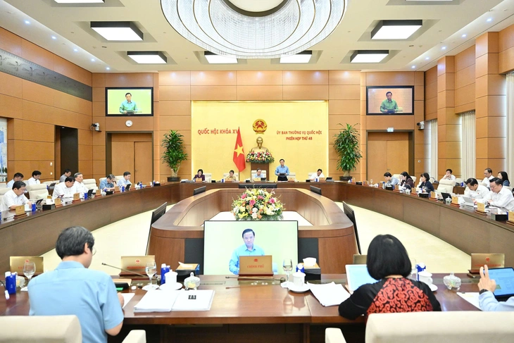 Bộ trưởng Nguyễn Kim Sơn - Ảnh 2.