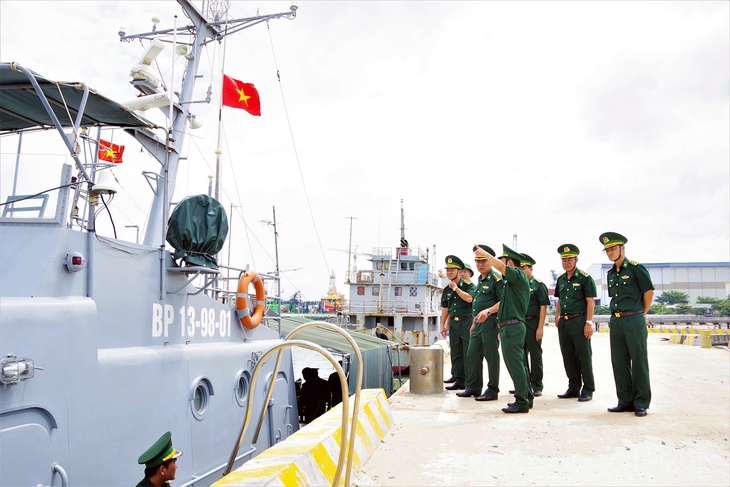 Bộ đội biên phòng TP.HCM: 6 tháng phát hiện 18 vụ vi phạm về ma túy, hàng cấm - Ảnh 1.