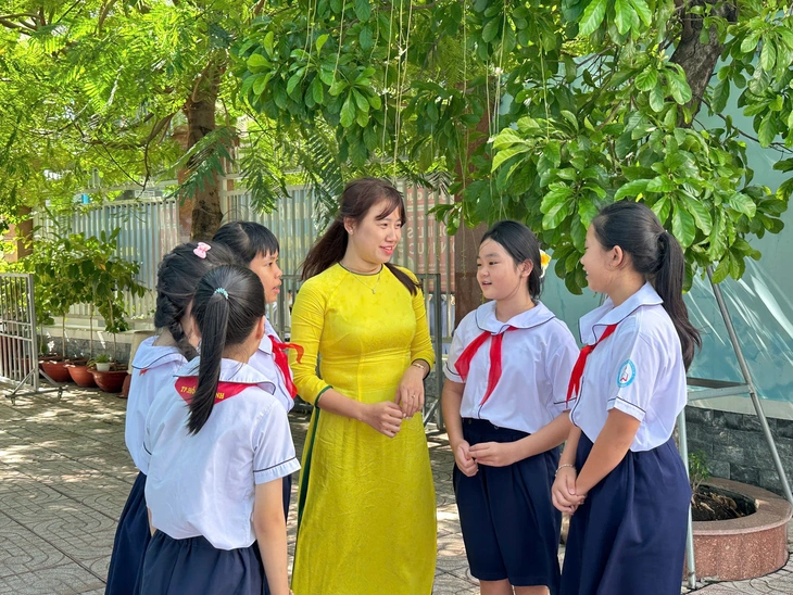 Sau sáp nhập, học sinh, sinh viên tại TP.HCM có thay đổi mức đóng bảo hiểm y tế? - Ảnh 1.