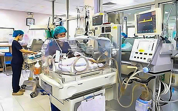 Chọn giờ đẹp để mổ lấy con: Xin đừng đánh cược mạng sống của con - Ảnh 2.
