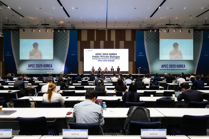 Tiếng nói ngân hàng Việt tại Diễn đàn Đối thoại công - tư APEC 2025 - Ảnh 3.