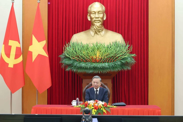 Tổng Bí thư Tô Lâm điện đàm với ông Hun Sen - Ảnh 1.