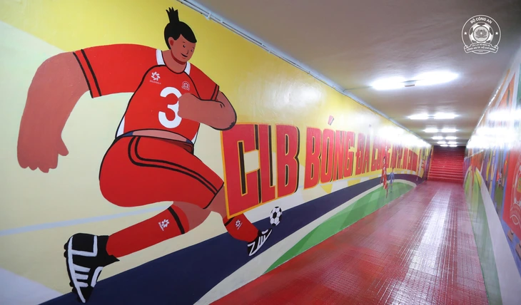 Sân Thống Nhất khoác áo mới chào đón 'biểu tượng trở lại' - Ảnh 9.