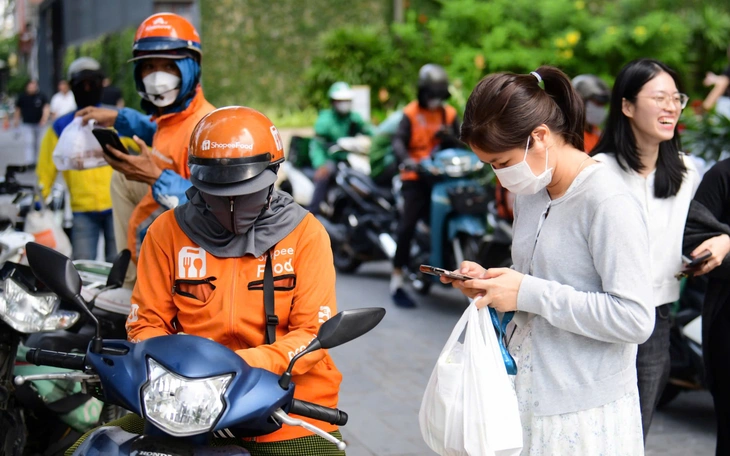 Giải bài toán ô nhiễm không khí ở đô thị: Giao thông xanh và chuyển đổi số sẽ là trụ cột - Ảnh 2.