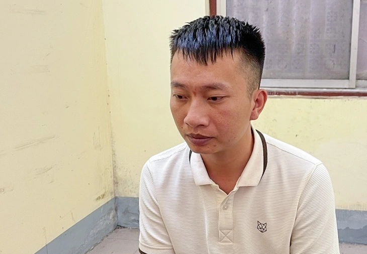 Phá đường dây mua bán 300.000 tài khoản mạng, tạm giam 19 người - Ảnh 1.