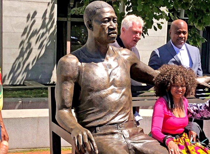Tượng George Floyd bị dỡ khỏi Viện Smithsonian ở thủ đô Mỹ? - Ảnh 1.