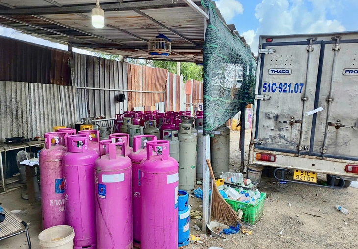 gas giả - Ảnh 4.