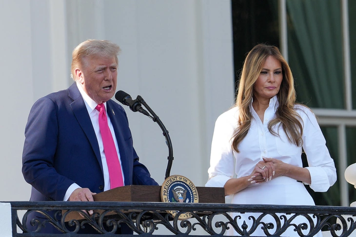 Bà Melania Trump viết thư cho ông Putin về trẻ em di tản do xung đột ở Ukraine - Ảnh 1.