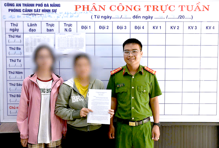 Kịp thời chặn 2 vụ ‘bắt cóc online’, nạn nhân đang chat với người lạ bên Campuchia - Ảnh 1.