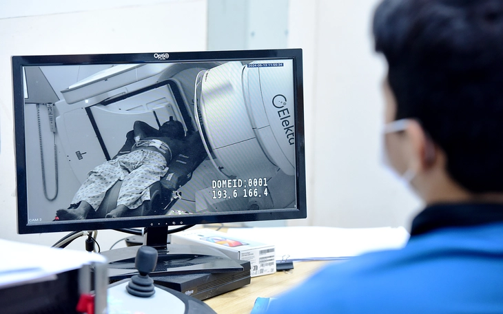 AI tìm ra 'tử huyệt' ngăn vi rút xâm nhập tế bào - Ảnh 3.