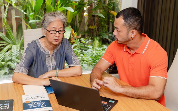 Người phụ nữ điều hành sân chơi của nam giới - Ảnh 2.