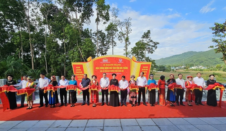Chủ tịch Quốc hội - Ảnh 2.