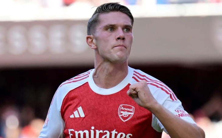 Tiền đạo đắt giá của Arsenal không sút nổi cú nào trước Man United - Ảnh 2.