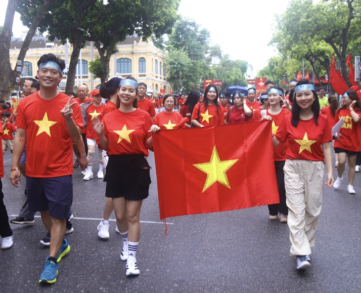 Cùng Việt Nam tiến bước - Ảnh 4.