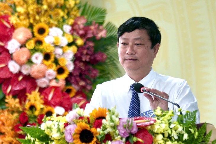 Phó bí thư Võ Văn Minh: Nghiên cứu làm metro, giảm phụ thuộc quốc lộ 51 - Ảnh 1.