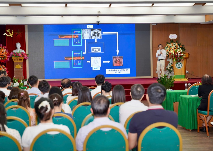 Ứng dụng AI, y học hạt nhân để ung thư không còn là ‘án tử’ - Ảnh 1.