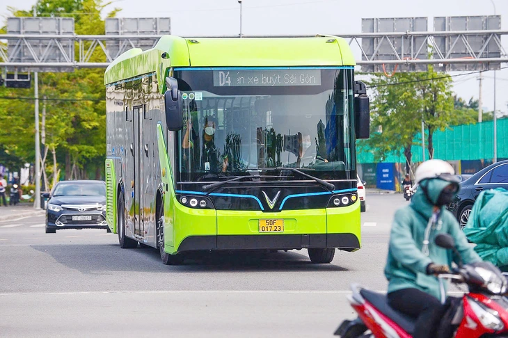 xe buýt - Ảnh 1.