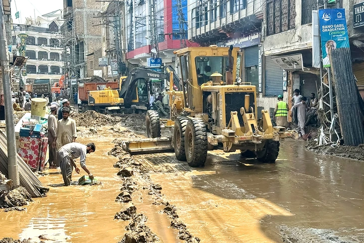 thời tiết lạ thường - Ảnh 1.