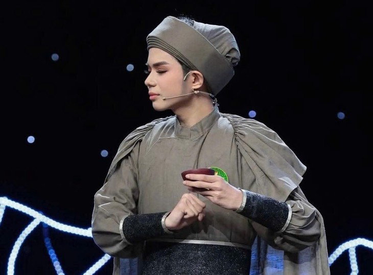 Chuông vàng vọng cổ - Ảnh 1.