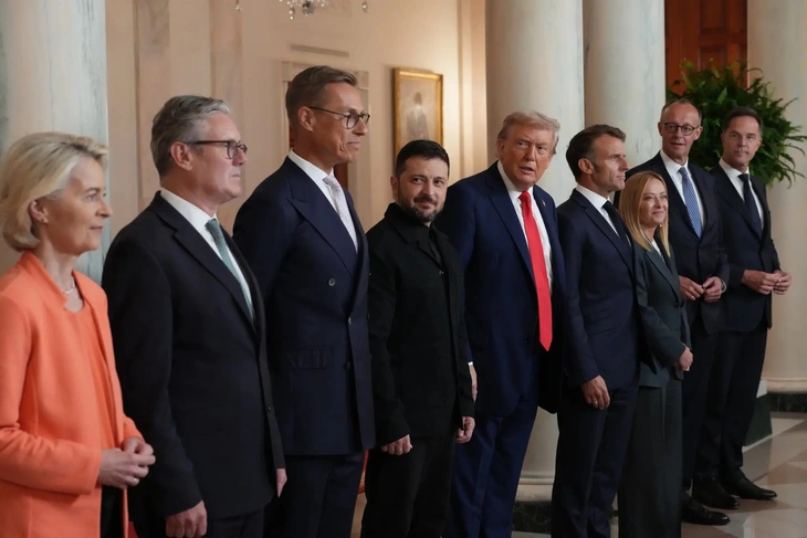 Ông Trump gặp giới lãnh đạo châu Âu tại Nhà Trắng - Ảnh 1. Trump - Ảnh 1.