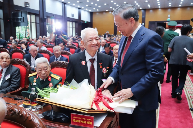 Tổng Bí thư - Ảnh 2.