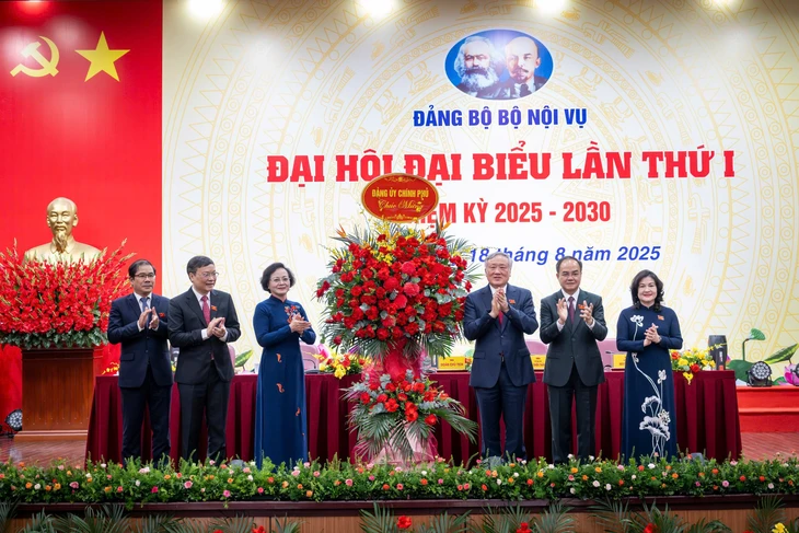 đánh giá cán bộ - Ảnh 2.