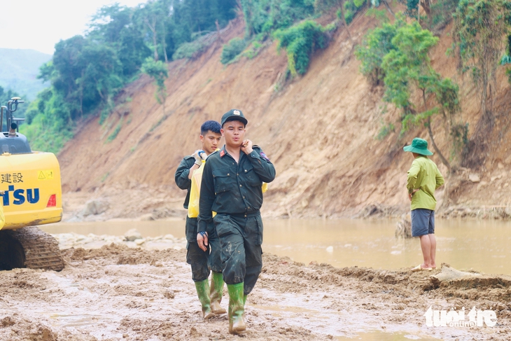 công an nhân dân - Ảnh 19.