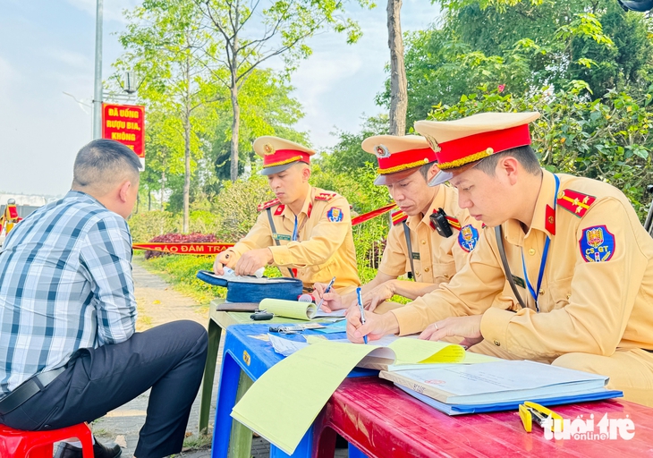công an nhân dân - Ảnh 14.