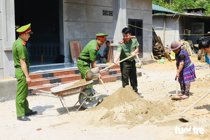 công an nhân dân - Ảnh 16.