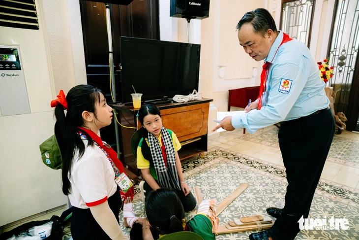 Chỉ huy Đội giỏi 'Tháng Tám, Độc Lập, Sao Vàng, Tiến Bước' cùng tranh tài - Ảnh 6.