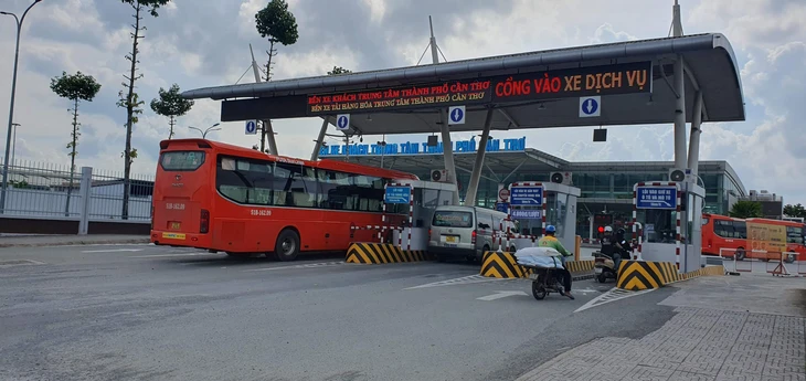 Cần Thơ: Giá vé xe lễ 2-9 tăng không quá 40% - Ảnh 1.