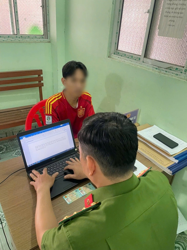 Mang xe đi cầm cố lấy 14 triệu đồng, nam thanh niên dựng chuyện bị 2 người chặn đường cướp xe - Ảnh 1. Mang xe đi cầm lấy 14 triệu, nam thanh niên dựng chuyện bị cướp xe - Ảnh 1.