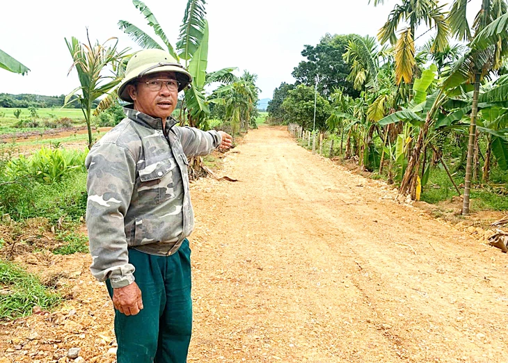 hiến đất - Ảnh 1.