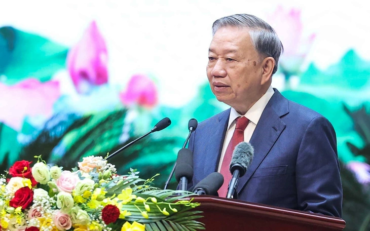 Tổng Bí thư Tô Lâm: Muốn phát triển, muốn bay cao, bay xa phải rất nhẹ nhàng - Ảnh 1.