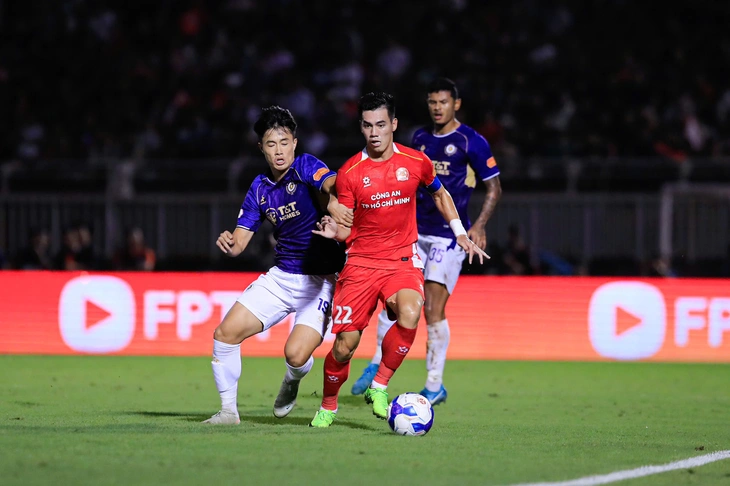 Ông Cao Văn Chóng: Bóng đá TP.HCM đứng trước cơ hội chuyển mình - Ảnh 1.