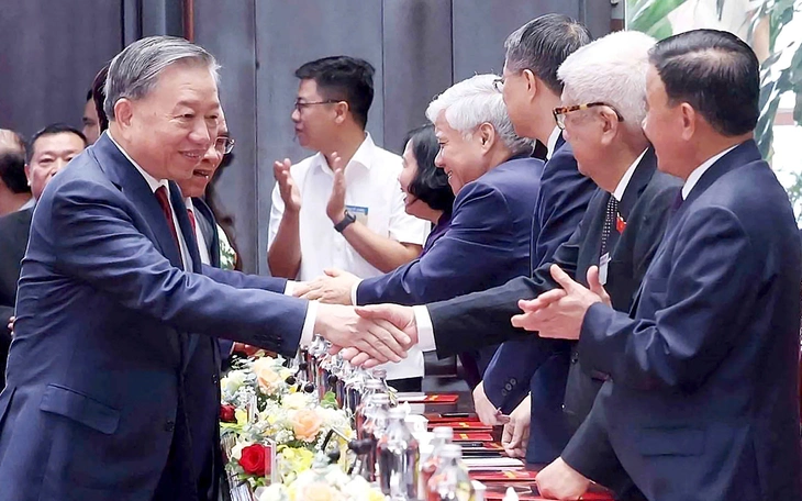 Tổng Bí thư Tô Lâm: Phát triển đất nước nhanh và bền vững, không thể chậm trễ hơn được - Ảnh 4.