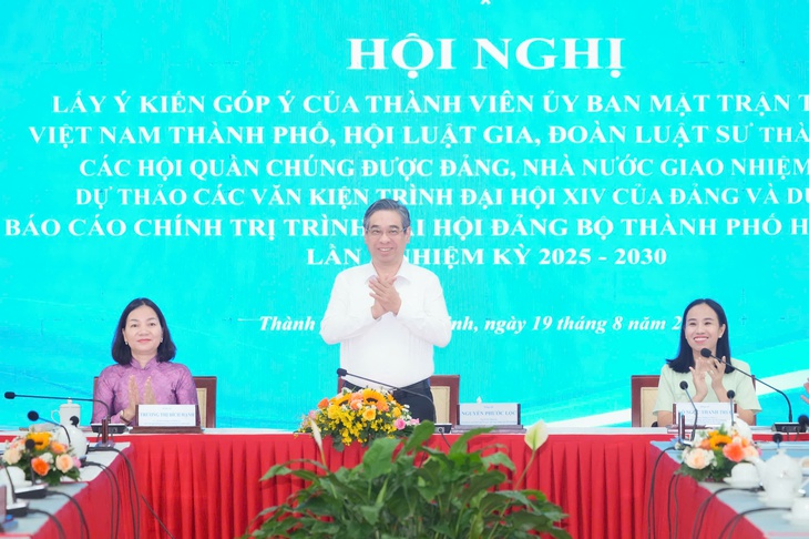 'TP.HCM mới như cỗ xe tam ngựa, ngựa nào cũng khỏe nhưng chạy ra 3 hướng thì rất nghiêm trọng' - Ảnh 1.