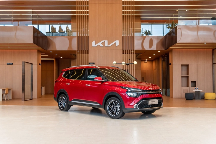 Kia Carens - Ảnh 2.