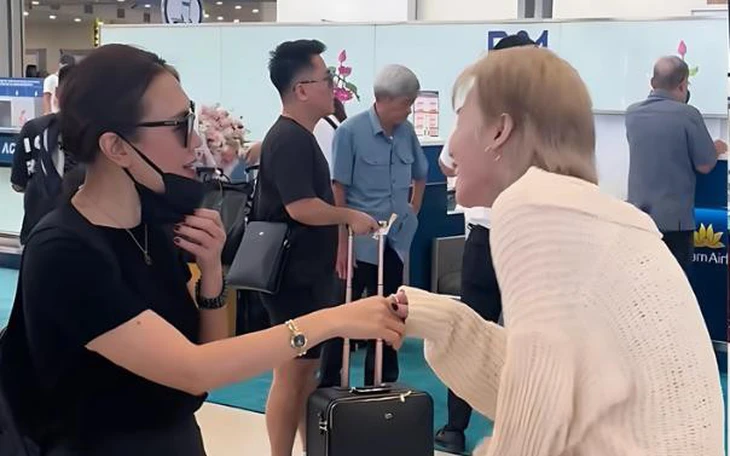 Không phải Sơn Tùng M-TP, đây là ca sĩ Việt duy nhất có 4 MV đạt trên 300 triệu lượt xem - Ảnh 2.