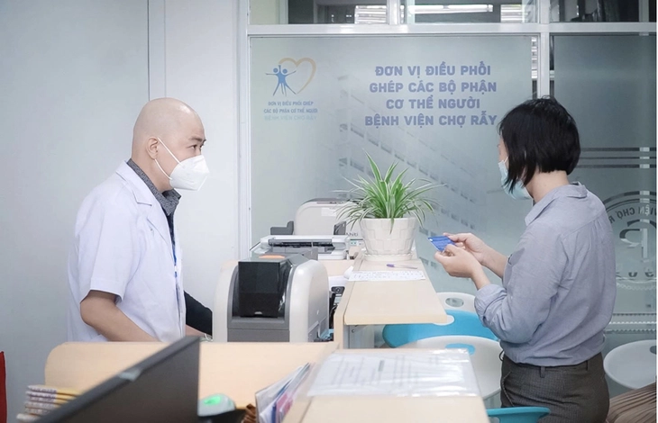 Bệnh viện Chợ Rẫy cảnh báo lừa đảo thu phí làm thẻ hiến tạng - Ảnh 1. bệnh viện Chợ Rẫy - Ảnh 1.