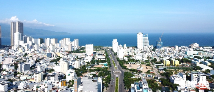 Trung tâm tài chính quốc tế Đà Nẵng, TP.HCM ‘ra mắt’ cuối năm 2025: Hạ tầng chuẩn bị ra sao? - Ảnh 1.