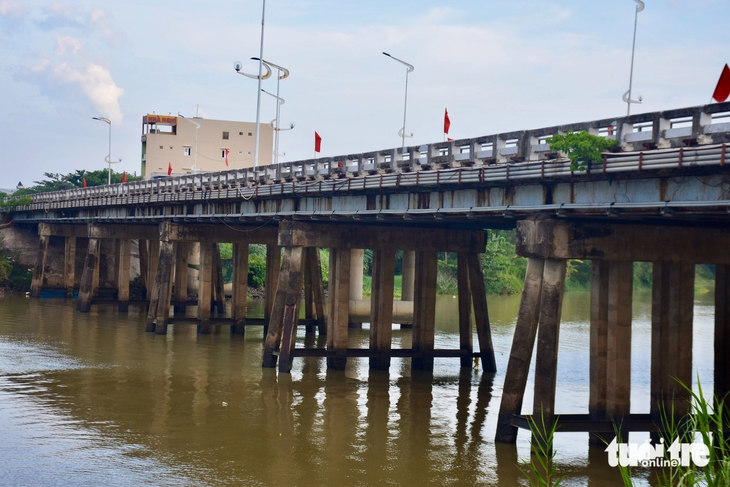 Phường Tuy Hòa điều tiết giao thông tạm thời qua cầu Sông Chùa cũ- Ảnh 4. Tuy Hòa - Ảnh 4.