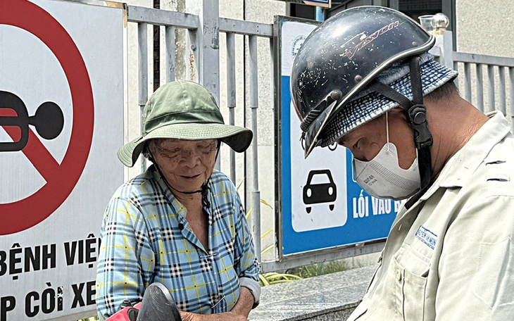 'Cò' bệnh viện, sân bay thách thức quản trị công cộng - Ảnh 2.