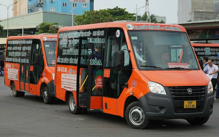 Xe buýt 607 tăng cường chạy 130 chuyến/ngày nối tuyến 150 cho bà con đi lại - Ảnh 2.