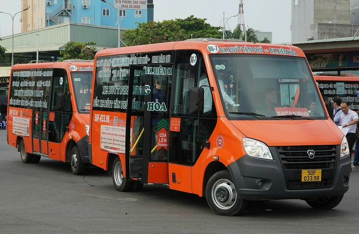 xe buýt - Ảnh 1.