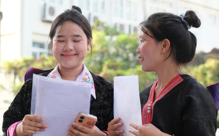 Bộ Giáo dục và Đào tạo ‘siết’ quy định quy đổi điểm trúng tuyển đại học - Ảnh 2.