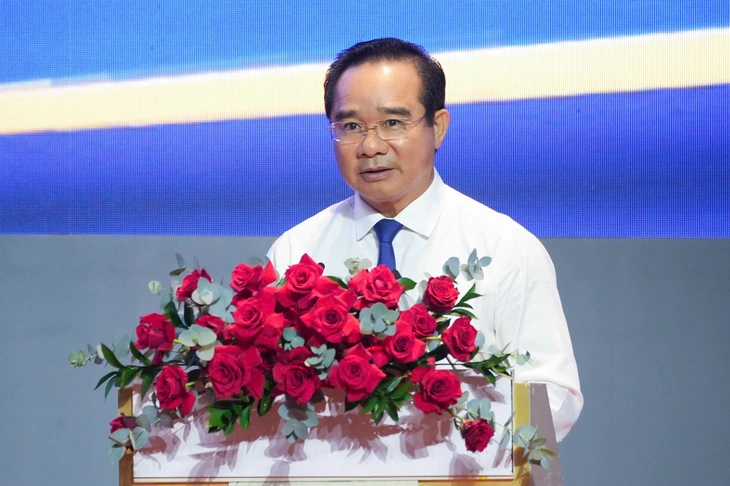 trung tâm tài chính - Ảnh 4.